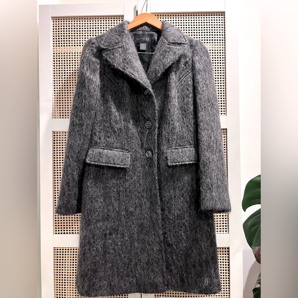 Stunning Vintage 90s Express Fuzzy Mohair Coat
Gray S/M